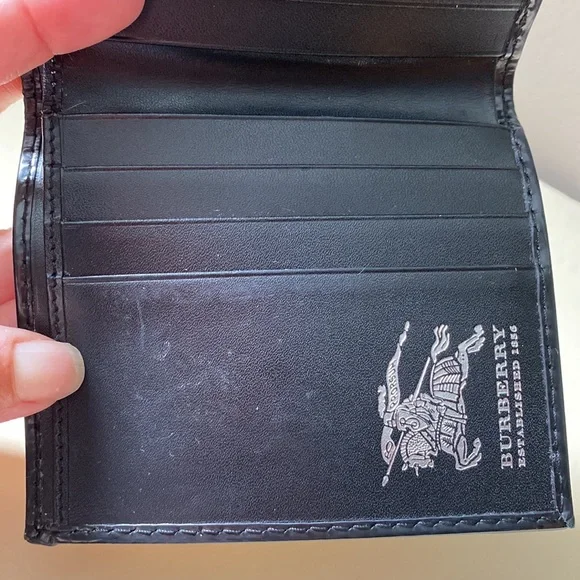 Burberry Wallet - Picture 5 of 5
